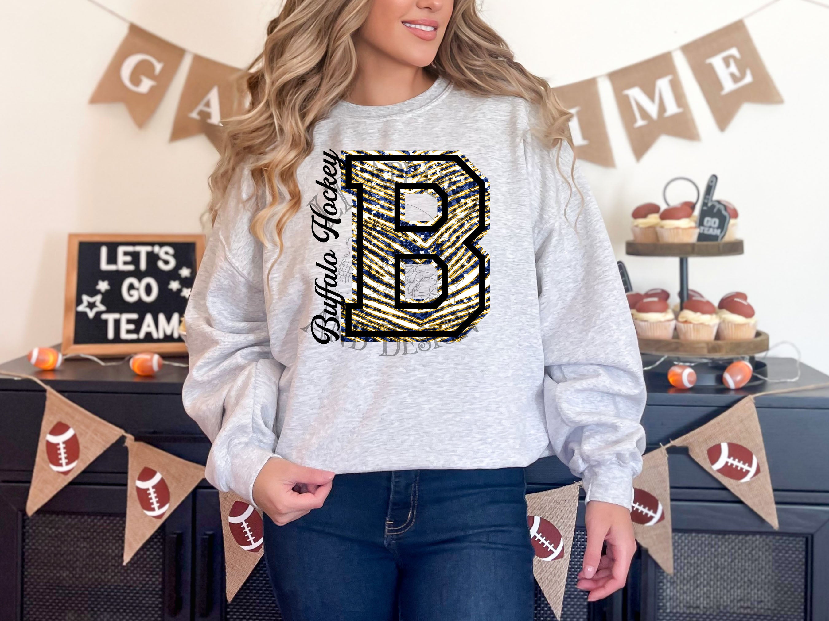 Varsity B Buffalo Hockey Sequin: PNG